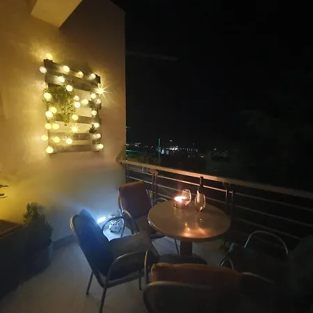 Dora * ماكارسكا