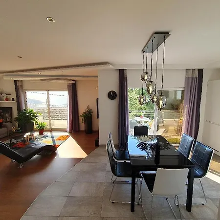 Dora شقة ماكارسكا