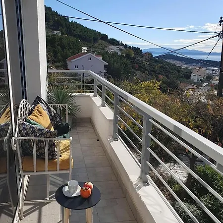 Dora Appartement *