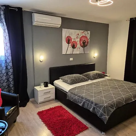 Apartament Dora *