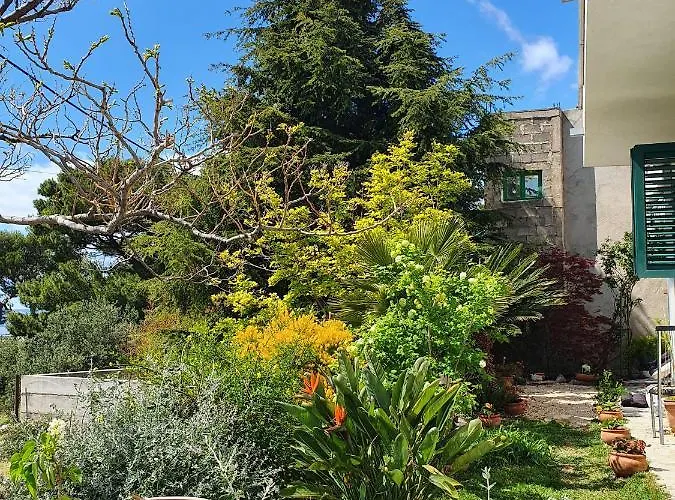 Dora Lägenhet Makarska